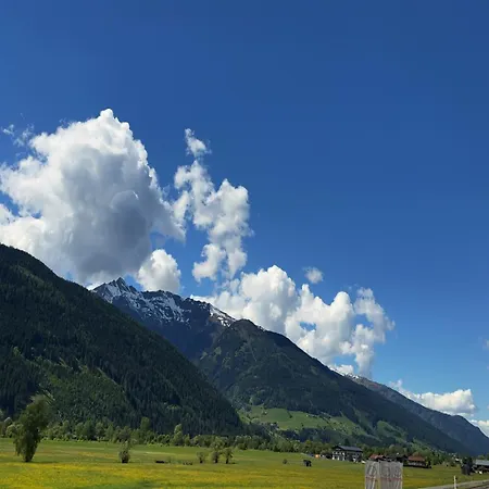 In Near Slopes Stuhlfelden